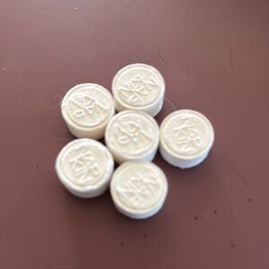 6 Napkin Tablets- Coolest Thing for Dinner Party! Drop into Water